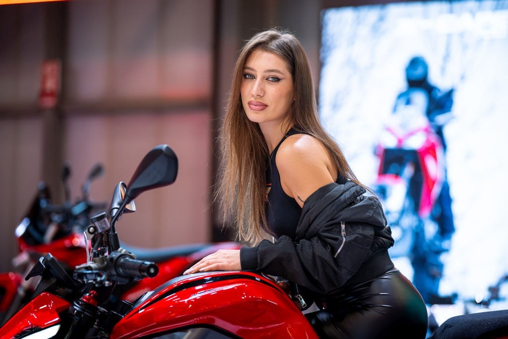 Le ragazze di EICMA 2025 +MAXI GALLERY+